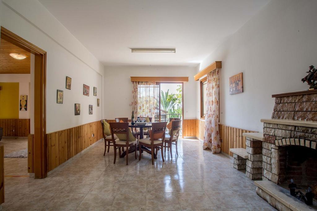 Coral Bay Sunkiss Villa Экстерьер фото