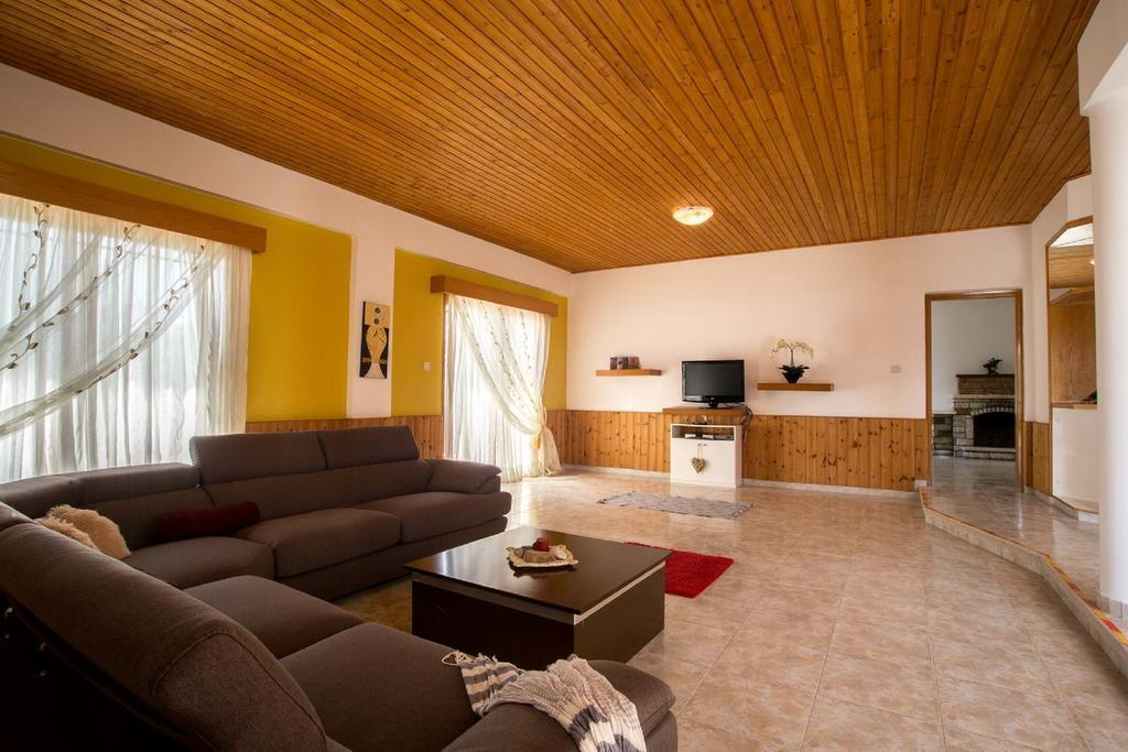 Coral Bay Sunkiss Villa Экстерьер фото