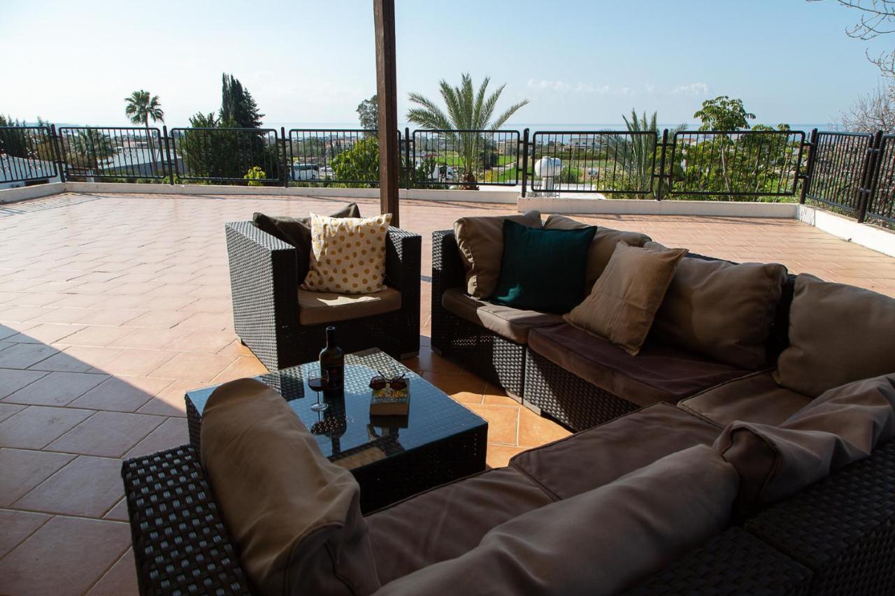 Coral Bay Sunkiss Villa Экстерьер фото